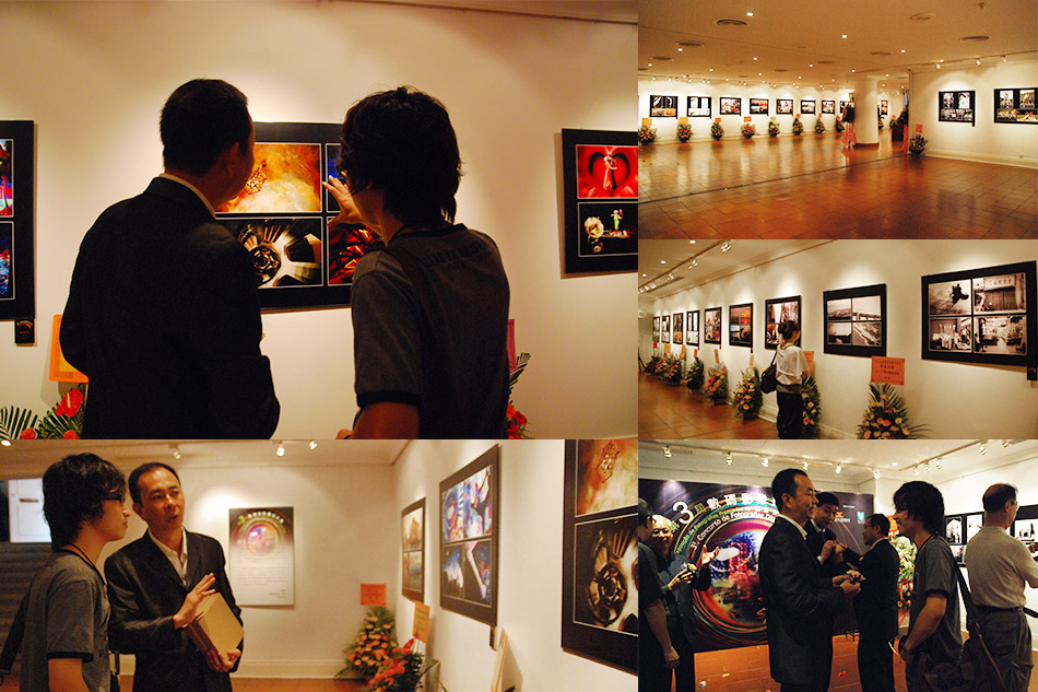 The Chairman of Instituto Cultural Macau was giving his opinion of my artworks